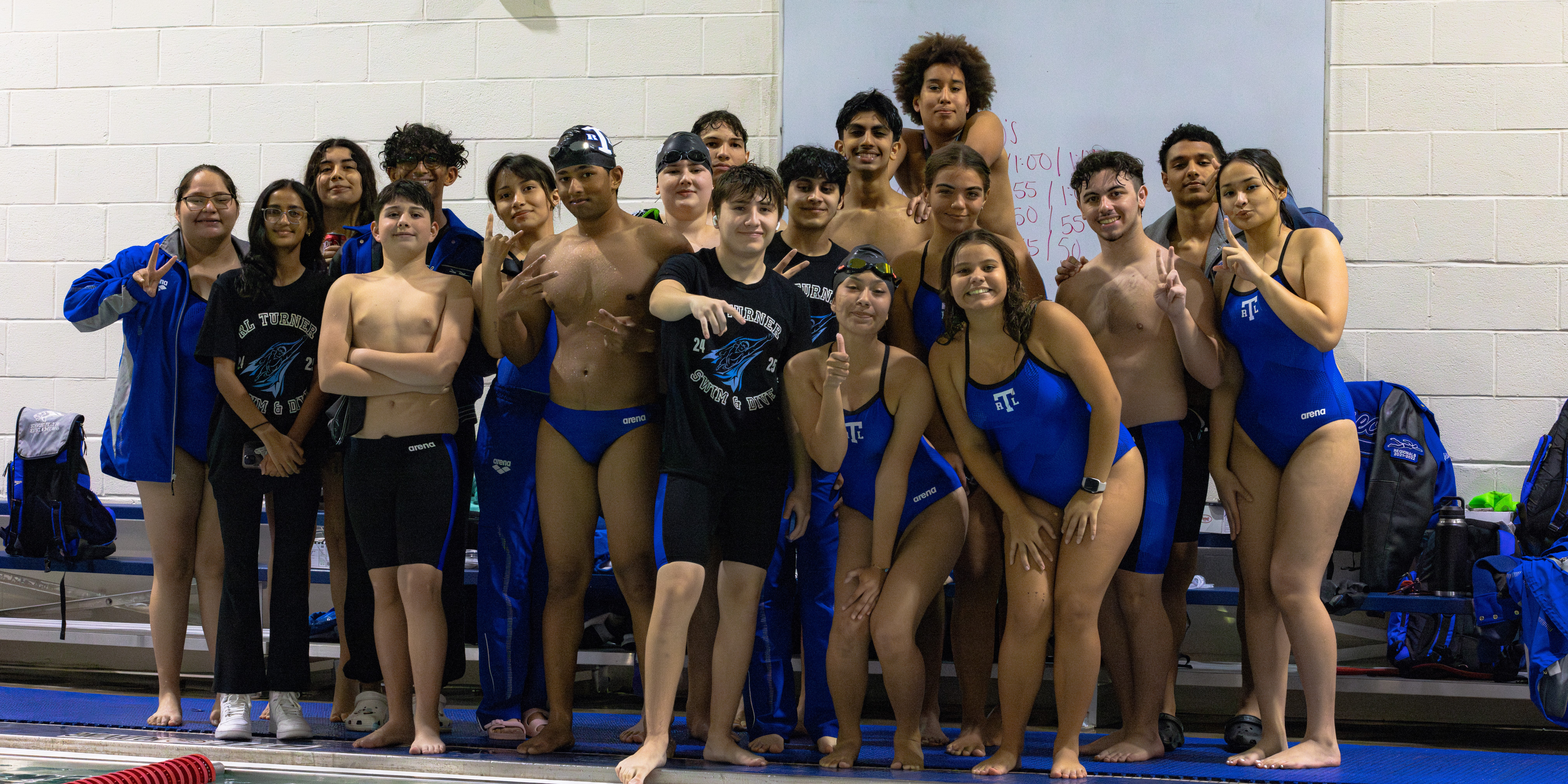 RLT Swim and Dive Team