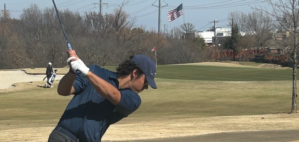 2026 Senior Rey Gonzales approach gap wedge at number 5 of Oakmont CC